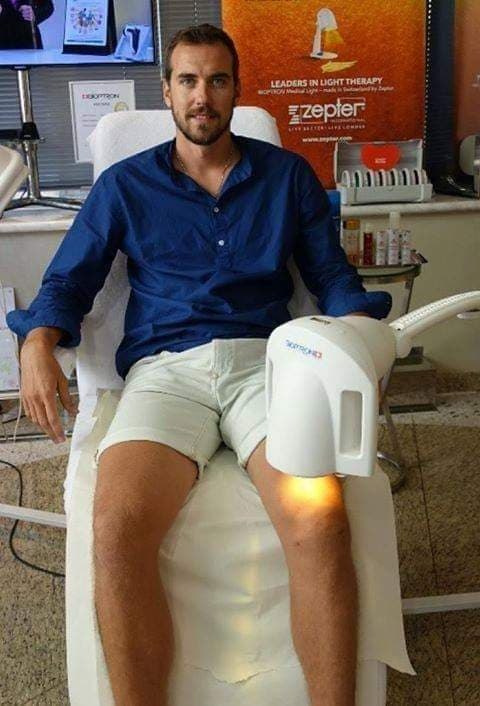 Lampa BIOPTRON Pro 1 Zepter GRATIS z Filtrem Fulerenowym + statyw stołowy + 7 Filtrów Koloroterapii Lampa BIOPTRON Pro 1 Zepter GRATIS z Filtrem Fulerenowym + statyw stołowy + 7 Filtrów Koloroterapii